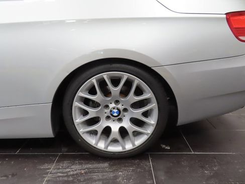Used 2009 BMW 328i Convertible image 15