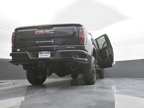 Used 2024 GMC Sierra 2500 AT4 w/ AT4 Premium Plus Package AWD/4WD image 49