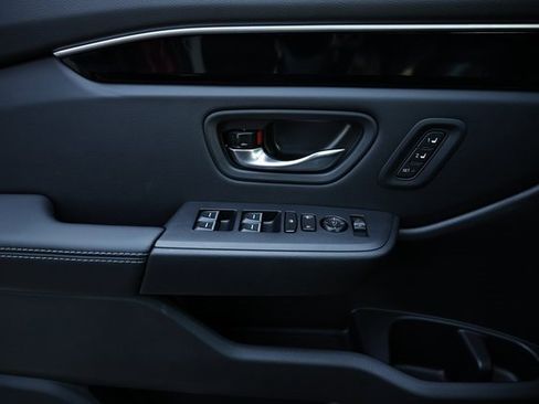 New 2025 Honda Pilot Touring image 21