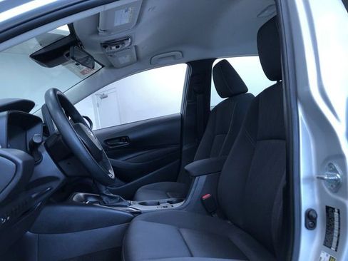 Certified 2025 Toyota Corolla LE FWD image 18