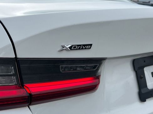 Used 2023 BMW 330i xDrive Sedan w/ Driving Assistance Package image 7