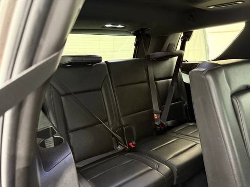 Used 2021 Chevrolet Tahoe Z71 image 28