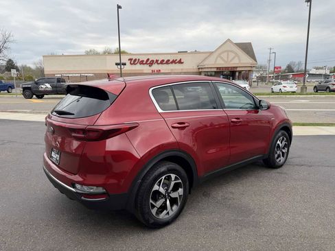 Used 2020 Kia Sportage LX image 5