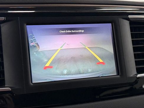 Used 2024 Chrysler Voyager LX FWD image 19