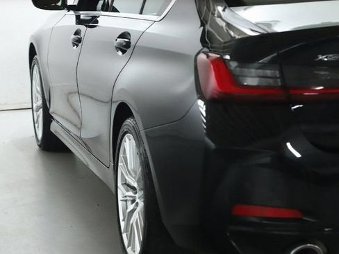 Used 2023 BMW 330i xDrive Sedan w/ Premium Package AWD/4WD image 42