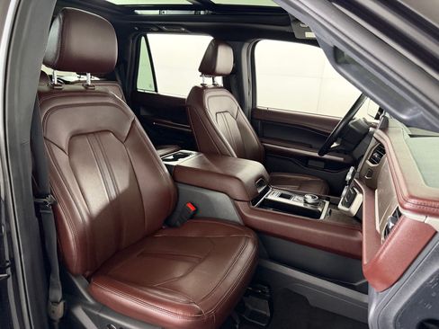 Used 2024 Ford Expedition Max Limited RWD image 27