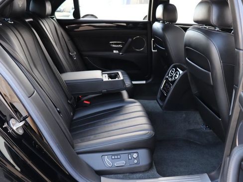 Used 2015 Bentley Flying Spur V8 AWD/4WD image 28