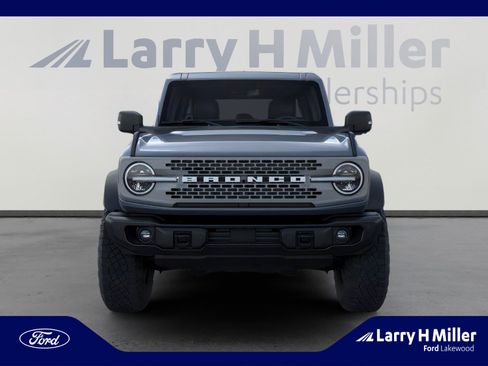 New 2025 Ford Bronco Badlands image 6