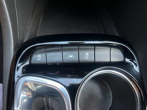 Used 2024 Buick Encore GX Sport Touring FWD image 46