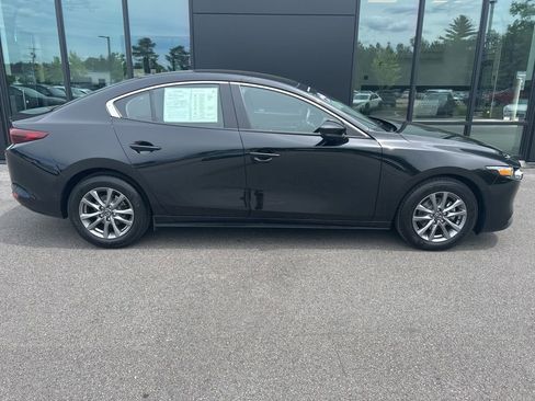 Certified 2024 MAZDA MAZDA3 s FWD image 3
