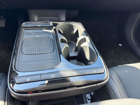 New 2026 Hyundai Ioniq 5 SEL image 9