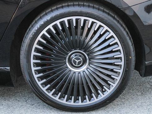 Used 2023 Mercedes-Benz EQS AMG 4MATIC image 11