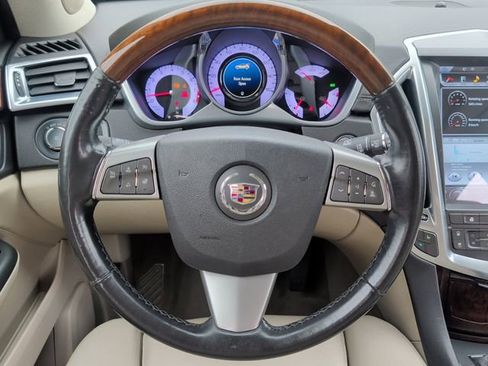 Used 2012 Cadillac SRX Luxury image 21
