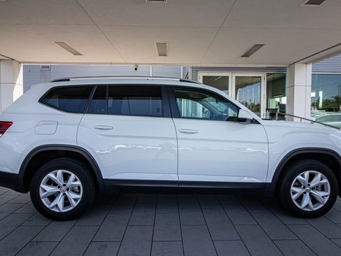 Used 2018 Volkswagen Atlas SE image 3