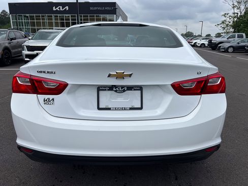 Used 2023 Chevrolet Malibu LT FWD image 4