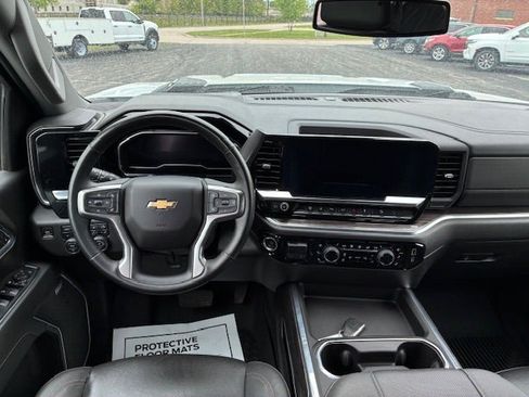 Used 2024 Chevrolet Silverado 2500 LTZ w/ LTZ Plus Package AWD/4WD image 19