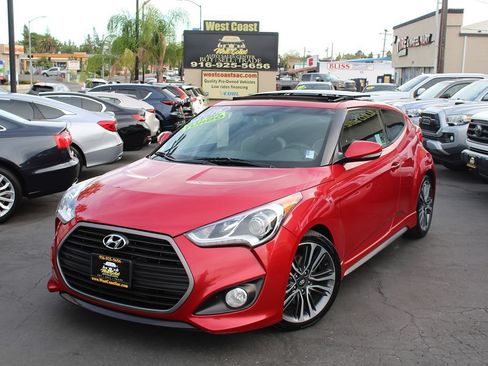 Used 2016 Hyundai Veloster Turbo w/ Option Group 04 FWD image 39