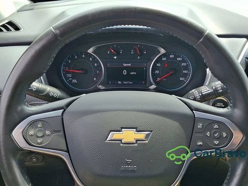 Used 2021 Chevrolet Traverse LT FWD image 19