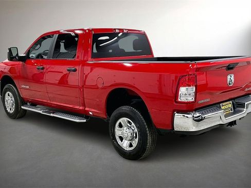 Used 2024 RAM 2500 Big Horn w/ Bed Utility Group image 4