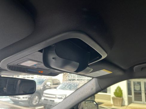 Used 2023 Ford Explorer ST-Line RWD image 21