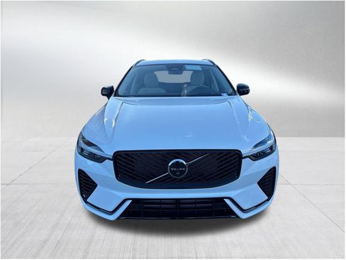 New 2026 Volvo XC60 T8 Ultra w/ Protection Package Premier AWD/4WD image 2