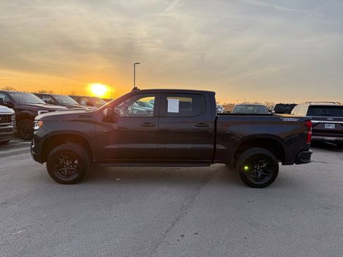 Used 2024 Chevrolet Silverado 1500 LT Trail Boss w/ LT Trail Boss Premium Package image 37