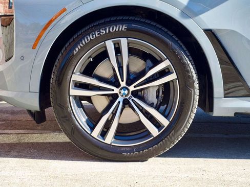 Used 2023 BMW X7 xDrive40i w/ M Sport Package image 49