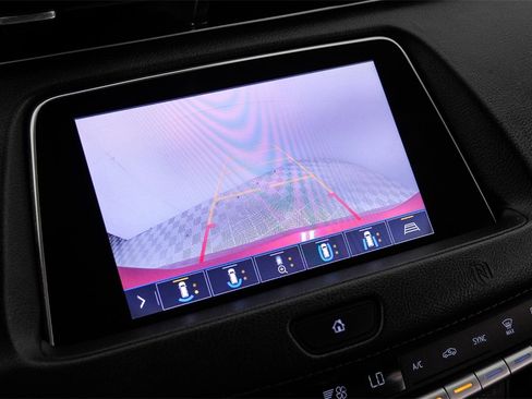 Used 2019 Cadillac XT4 Premium Luxury image 22