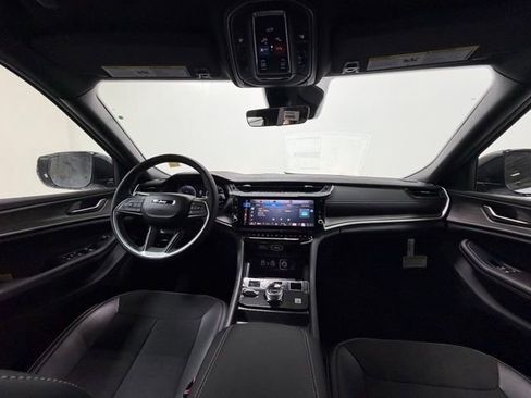 New 2026 Jeep Grand Cherokee L 4WD image 15