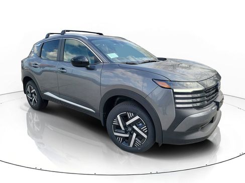 New 2026 Nissan Kicks SV w/ Charging Package FWD image 1