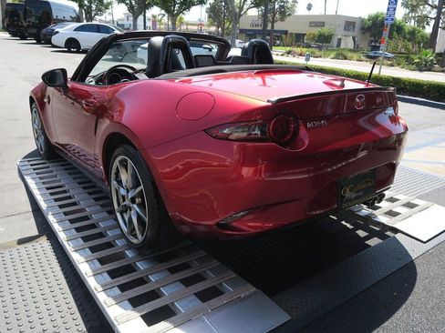 Used 2022 MAZDA MX-5 Miata Grand Touring w/ Weather Package image 7