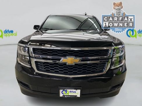 Used 2017 Chevrolet Suburban LT AWD/4WD image 16