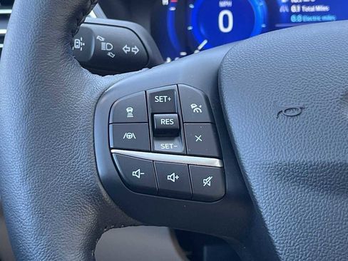 Used 2020 Ford Escape Titanium w/ Titanium Premium Package 2.0 image 32