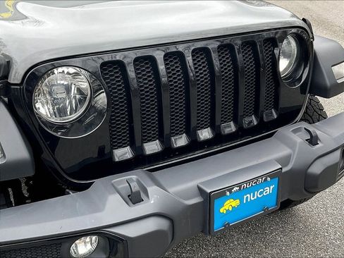 Used 2021 Jeep Wrangler Unlimited Sport AWD/4WD image 29