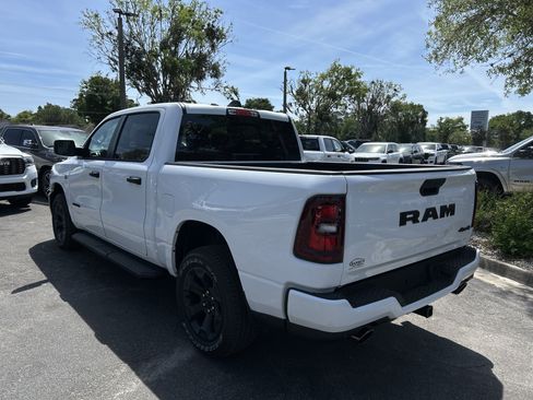 New 2026 RAM 1500 Express AWD/4WD image 5