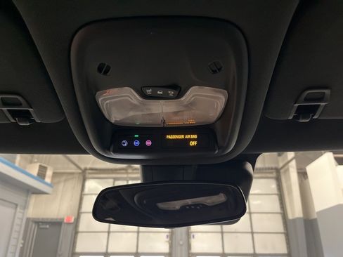 Used 2022 Chevrolet TrailBlazer RS image 26