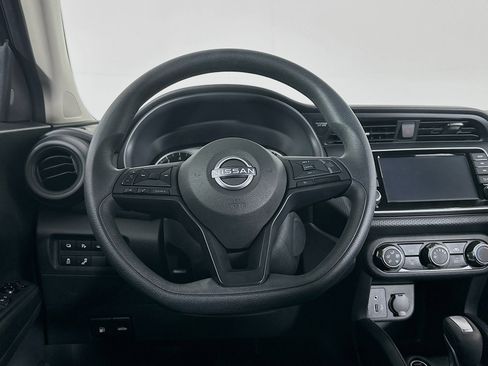 Used 2024 Nissan Kicks S image 17