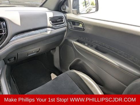 Used 2025 Dodge Durango R/T AWD/4WD image 16