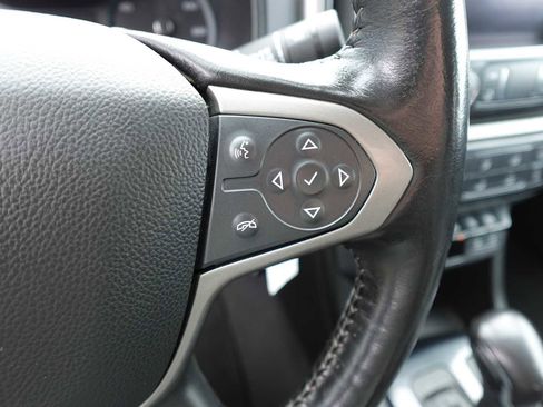 Used 2022 Chevrolet Colorado Z71 image 16