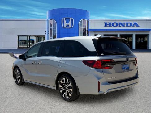 New 2026 Honda Odyssey Elite image 4