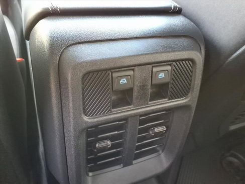 New 2025 Ford Bronco Badlands image 11