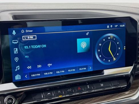 Used 2025 Chevrolet Silverado 1500 LT image 14