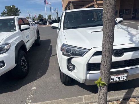 Certified 2024 Toyota 4Runner TRD Off-Road Premium image 21