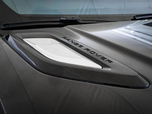 Used 2020 Land Rover Range Rover Sport HSE image 17