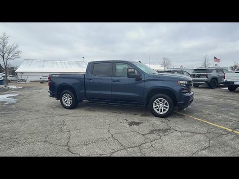 Used 2021 Chevrolet Silverado 1500 RST w/ Bed Protection Package AWD/4WD image 2