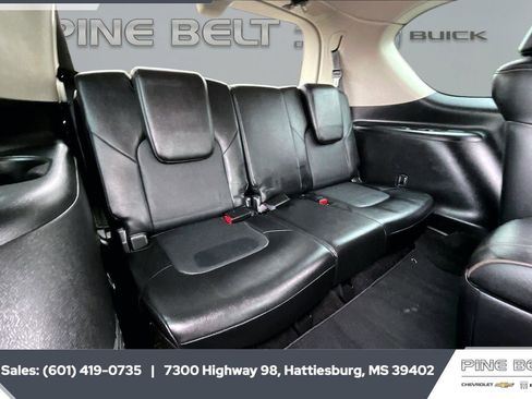 Used 2022 Nissan Armada Platinum w/ Captain's Chairs Package RWD image 21