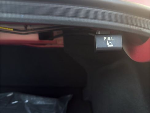 Used 2024 Hyundai Elantra SEL image 8