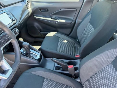 Used 2020 Nissan Versa S FWD image 12