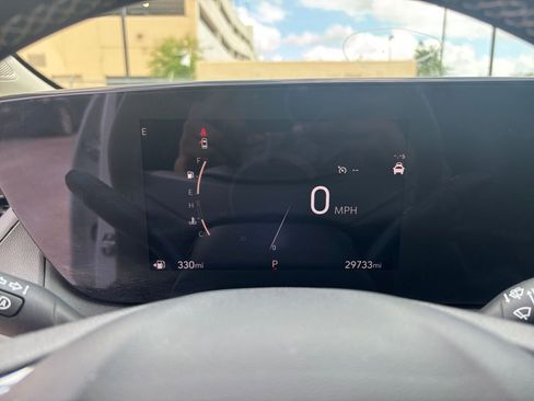 Used 2025 Buick Encore GX Preferred FWD image 39