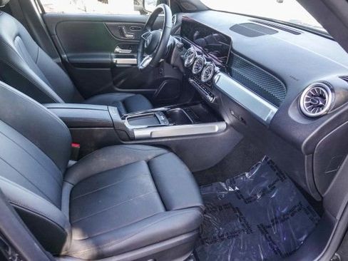 Used 2024 Mercedes-Benz GLB 250 GLB 250 image 16